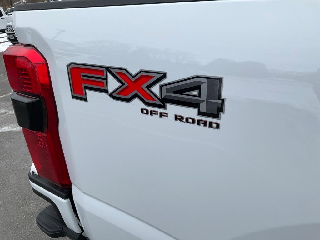 new 2025 Ford F-250 car, priced at $62,095