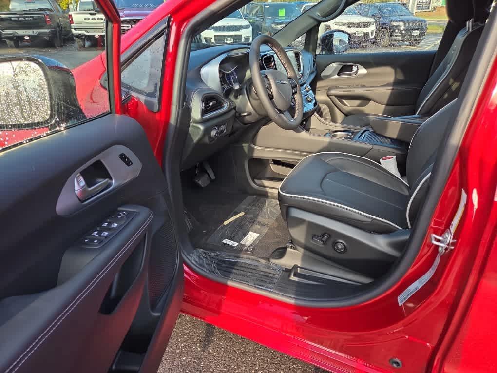 new 2026 Chrysler Pacifica car, priced at $53,710