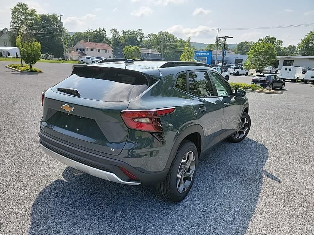new 2025 Chevrolet Trax car, priced at $25,750