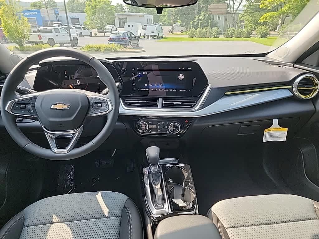 new 2025 Chevrolet Trax car, priced at $25,750