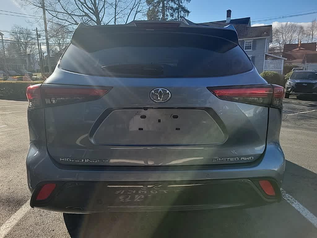 used 2020 Toyota Highlander car, priced at $31,974
