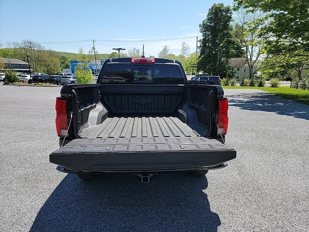 new 2025 Chevrolet Colorado car, priced at $46,070