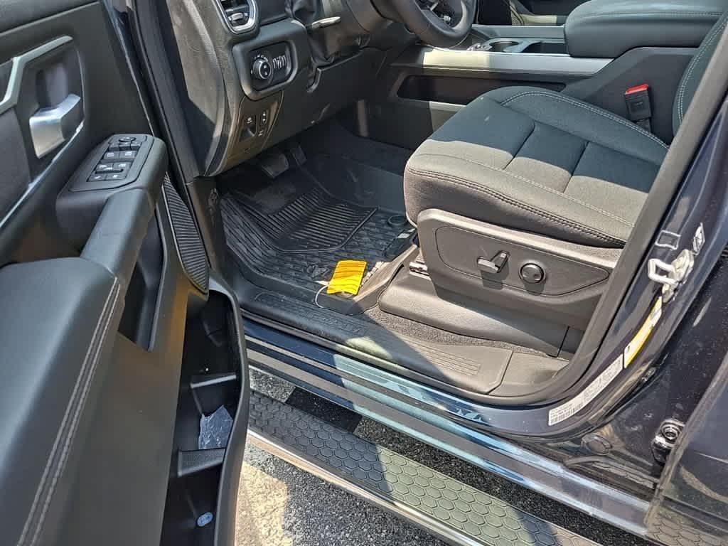 new 2025 Ram 1500 car, priced at $56,717