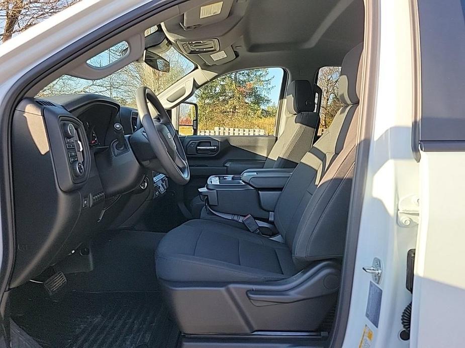 new 2025 Chevrolet Silverado 3500 car