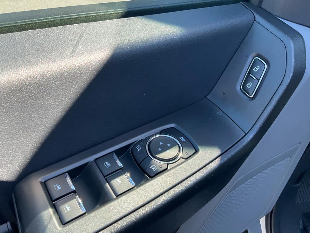 new 2025 Ford F-350 car, priced at $59,475