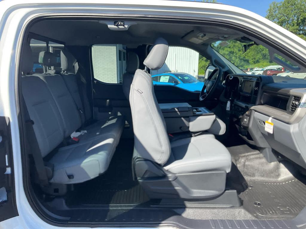 new 2025 Ford F-350 car, priced at $59,475