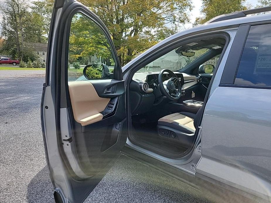 new 2025 Chevrolet Equinox car