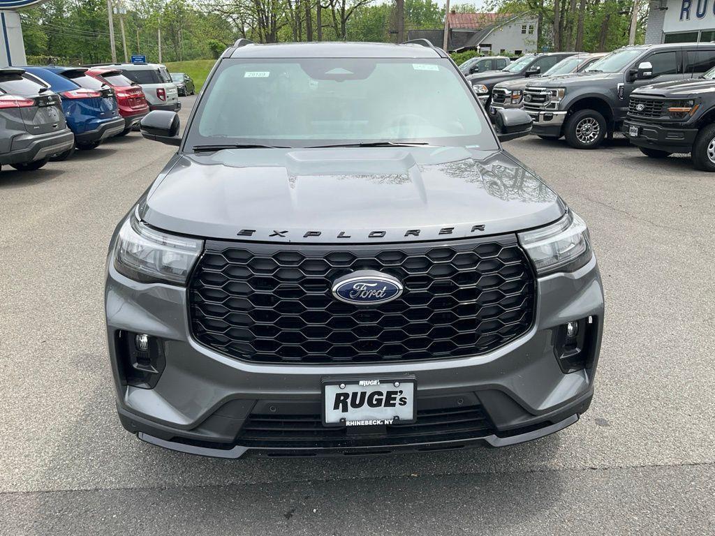 new 2025 Ford Explorer car, priced at $48,437