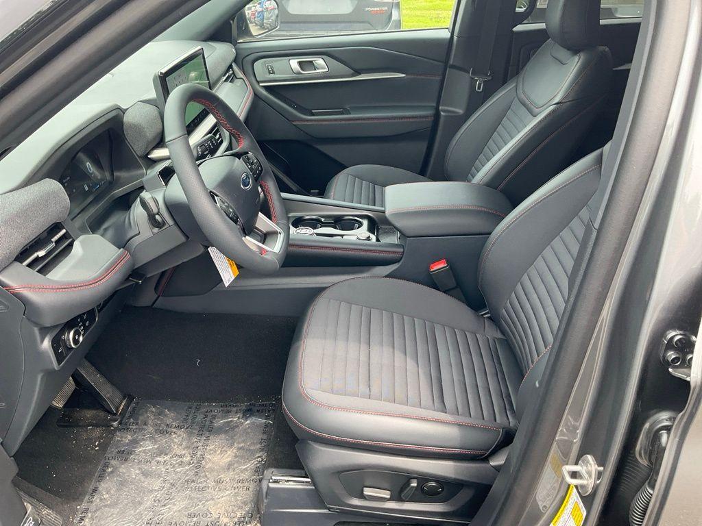 new 2025 Ford Explorer car, priced at $48,437