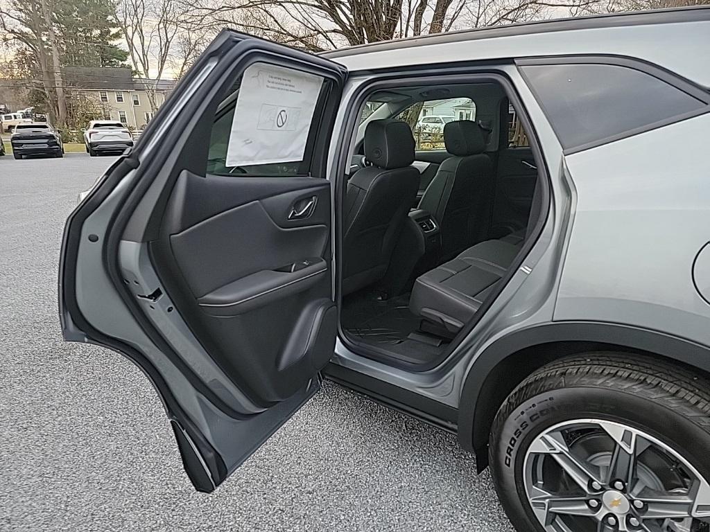 new 2025 Chevrolet Blazer car, priced at $42,691