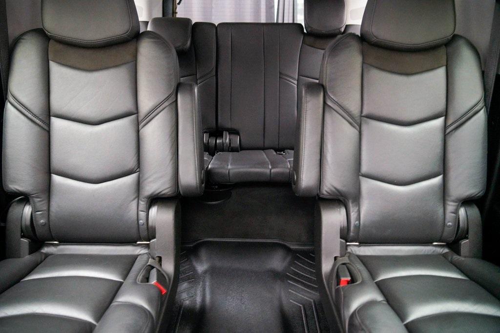 used 2019 Cadillac Escalade ESV car, priced at $30,640