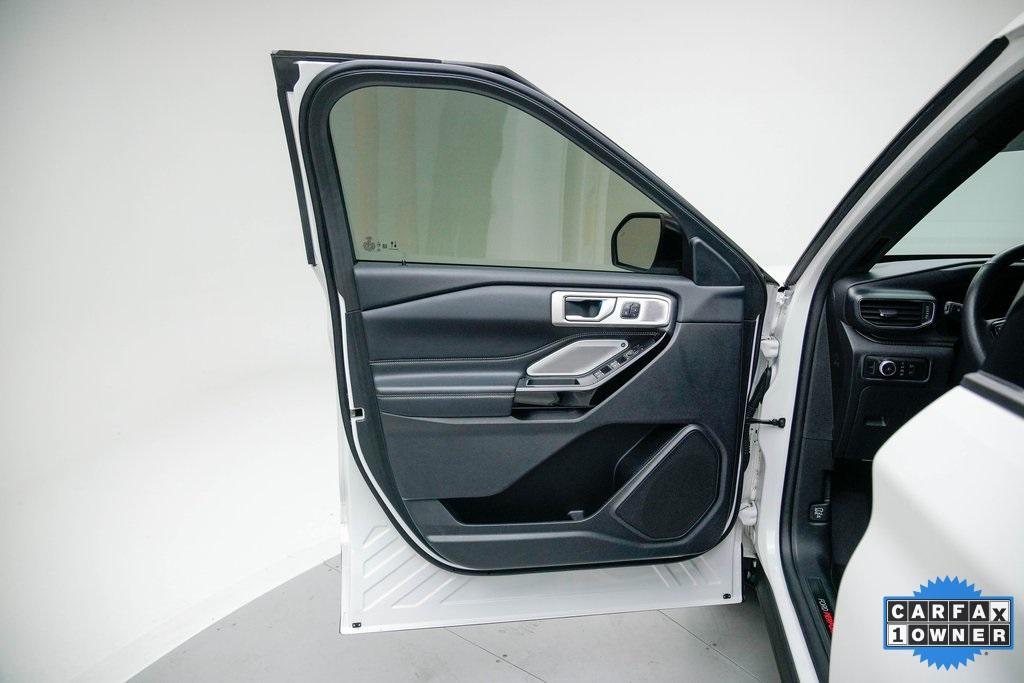 used 2023 Ford Explorer car, priced at $40,356