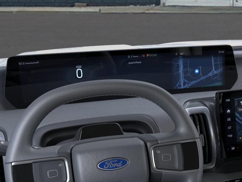 new 2025 Ford Expedition car, priced at $70,699