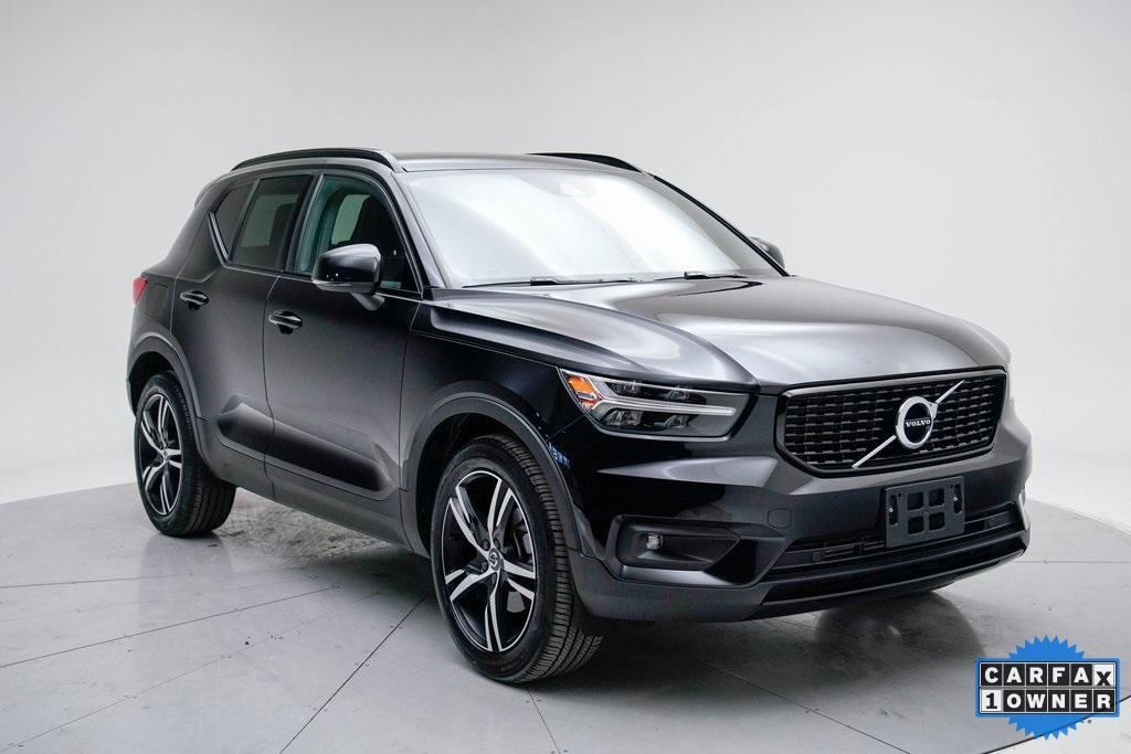 used 2021 Volvo XC40 car, priced at $24,880