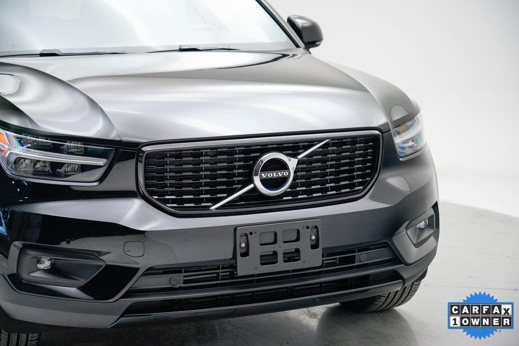 used 2021 Volvo XC40 car, priced at $24,880