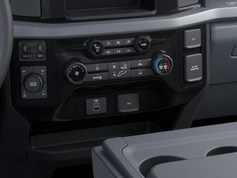 new 2024 Ford F-350 car, priced at $61,306