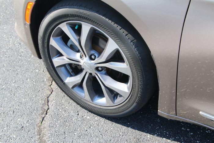 used 2018 Chrysler Pacifica car, priced at $15,975