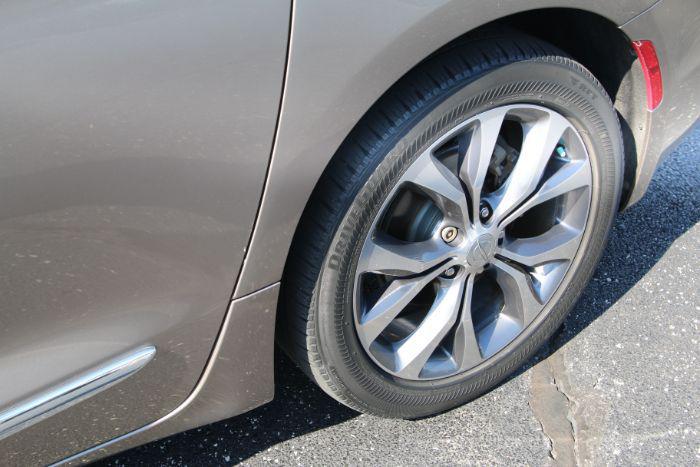 used 2018 Chrysler Pacifica car, priced at $15,975