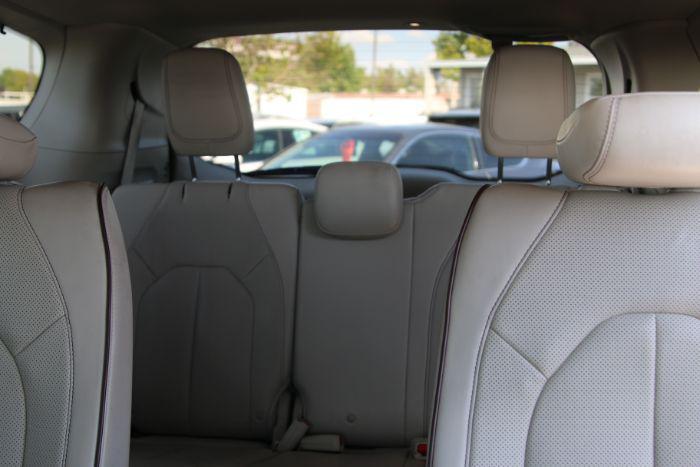 used 2018 Chrysler Pacifica car, priced at $15,975