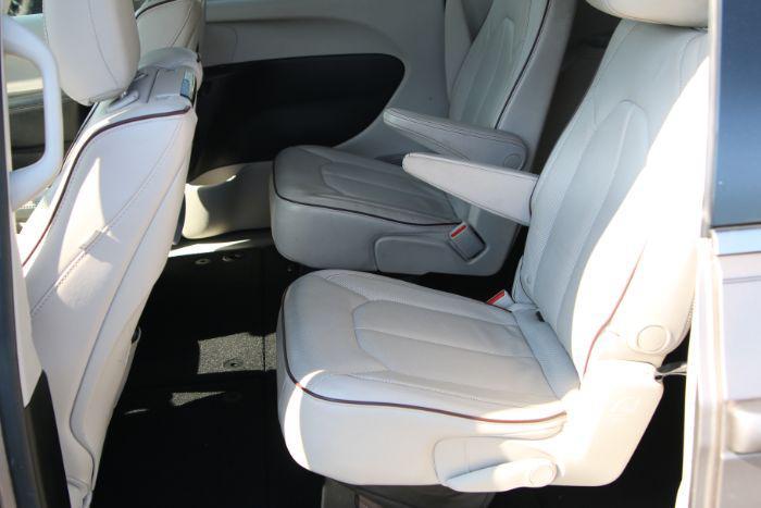 used 2018 Chrysler Pacifica car, priced at $15,975