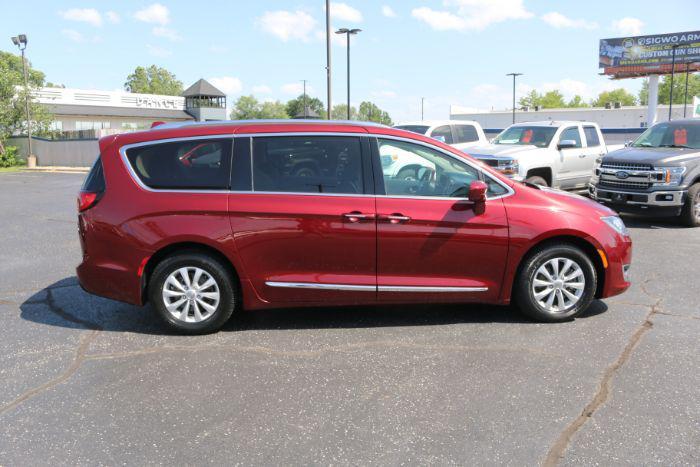 used 2018 Chrysler Pacifica car, priced at $18,900