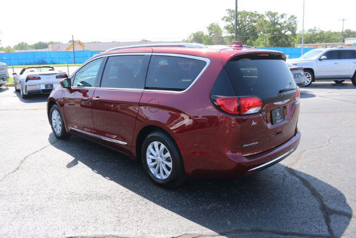 used 2018 Chrysler Pacifica car, priced at $18,900