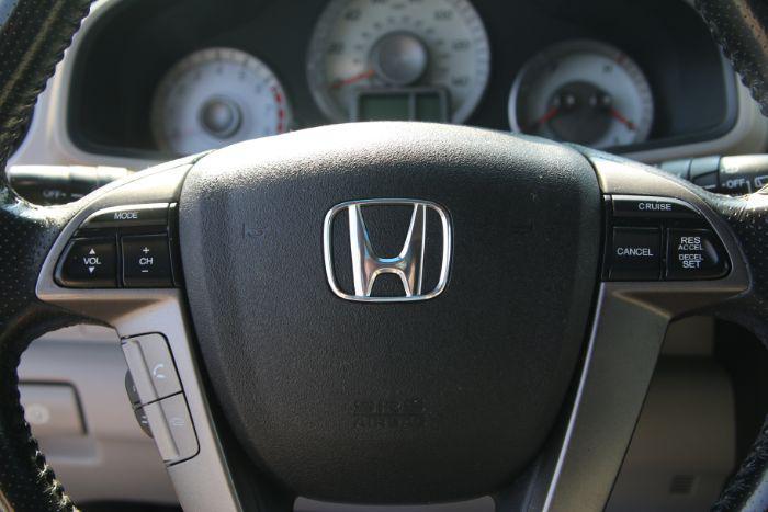 used 2015 Honda Pilot car, priced at $12,988