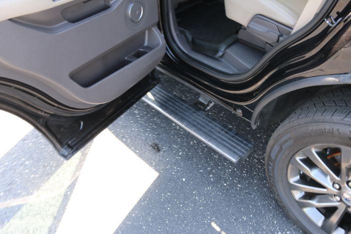 used 2020 Ford Expedition car, priced at $28,988