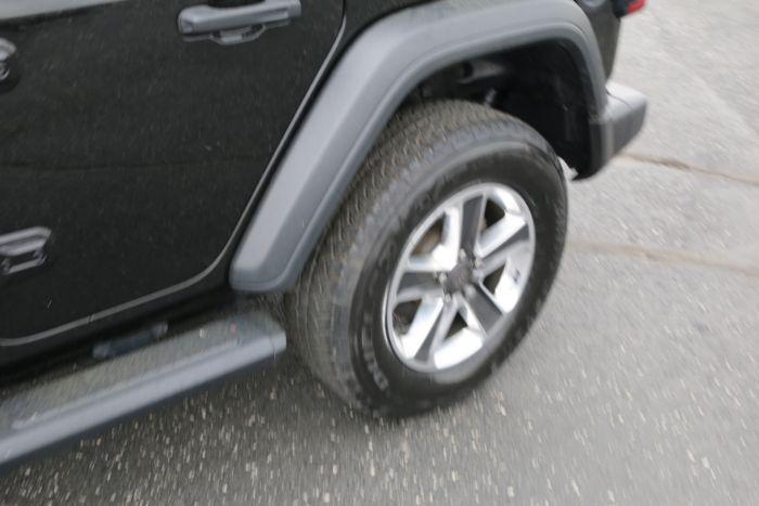 used 2021 Jeep Wrangler Unlimited car, priced at $32,988