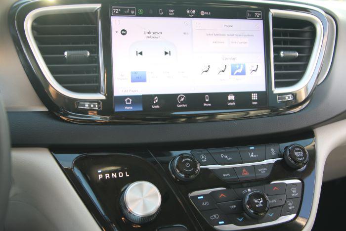 used 2023 Chrysler Pacifica car, priced at $25,760