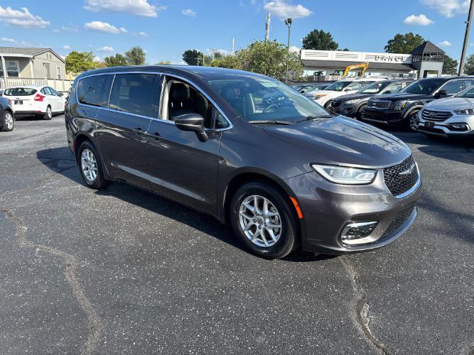 used 2023 Chrysler Pacifica car, priced at $25,760