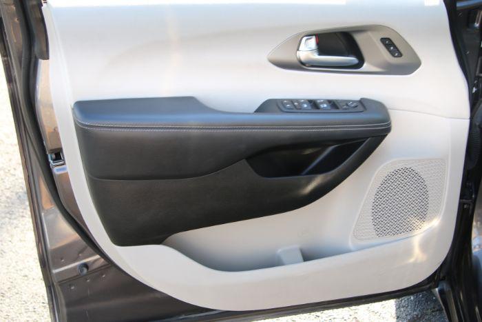 used 2023 Chrysler Pacifica car, priced at $25,760