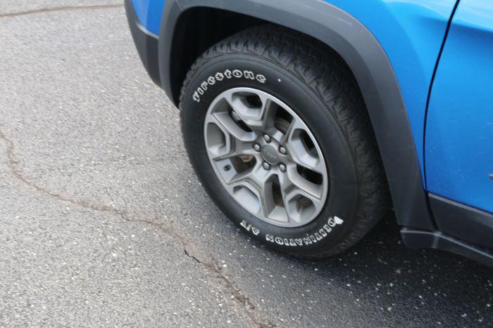 used 2022 Jeep Cherokee car, priced at $25,988