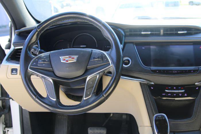 used 2018 Cadillac XT5 car, priced at $15,888