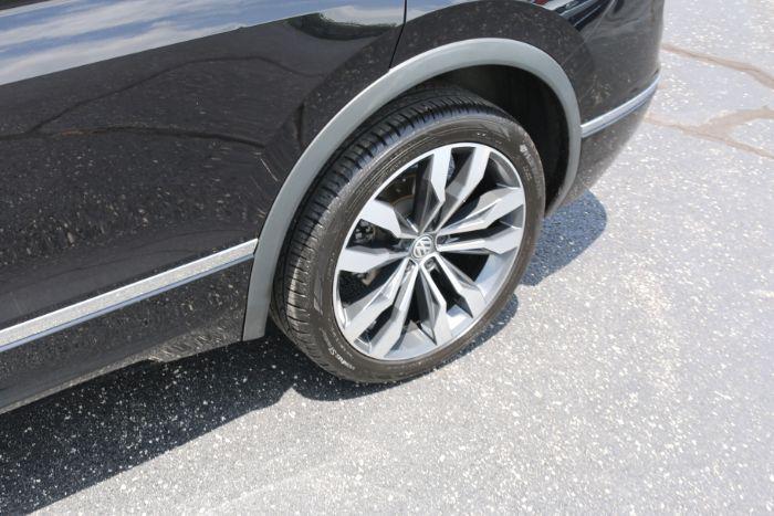 used 2020 Volkswagen Tiguan car, priced at $21,900