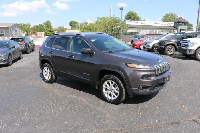 used 2015 Jeep Cherokee car, priced at $12,825