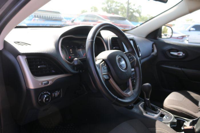 used 2015 Jeep Cherokee car, priced at $12,825