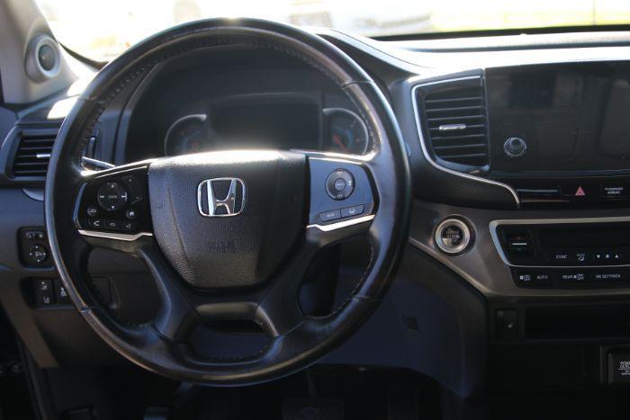 used 2021 Honda Pilot car, priced at $22,988