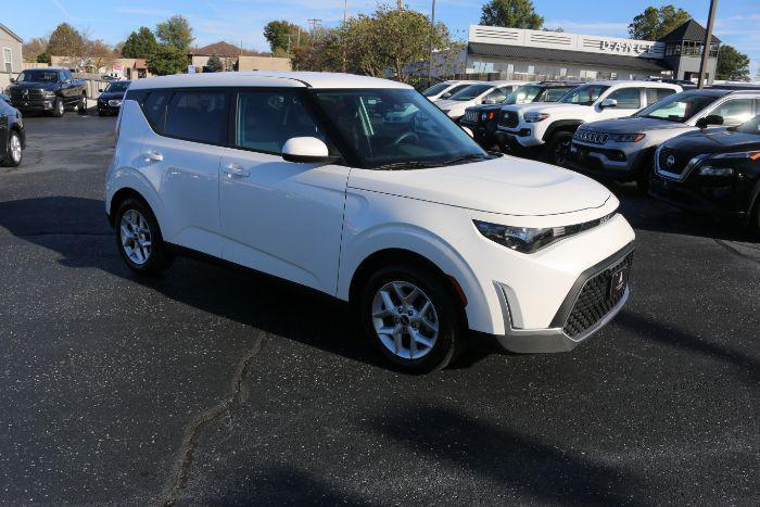 used 2024 Kia Soul car, priced at $19,988