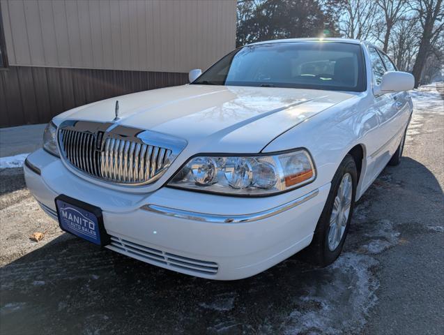 used 2011 Lincoln Town Car car, priced at $10,490