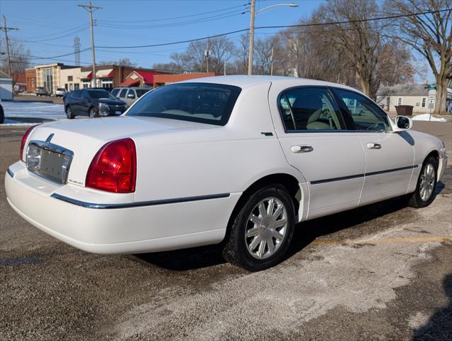 used 2011 Lincoln Town Car car, priced at $10,490