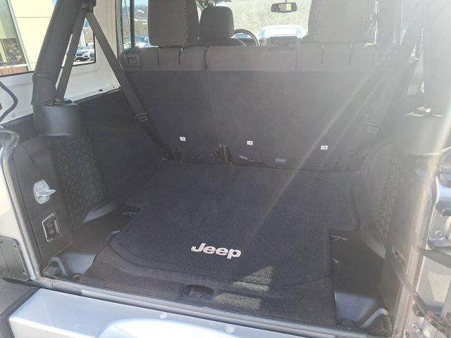 used 2015 Jeep Wrangler Unlimited car, priced at $19,997