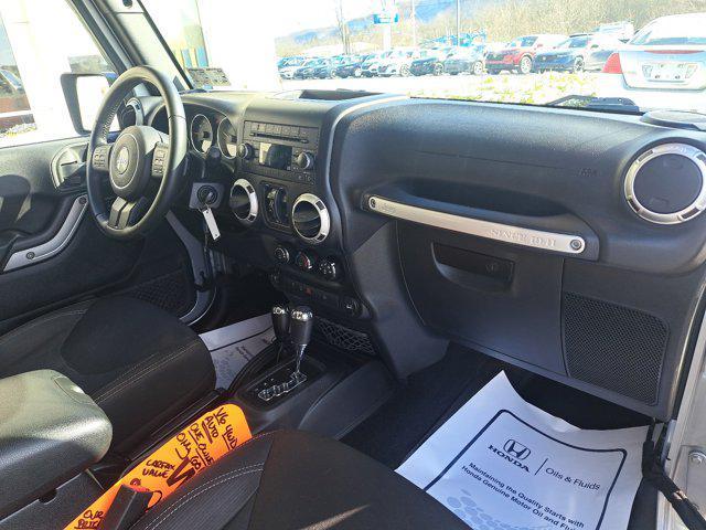 used 2015 Jeep Wrangler Unlimited car, priced at $19,997