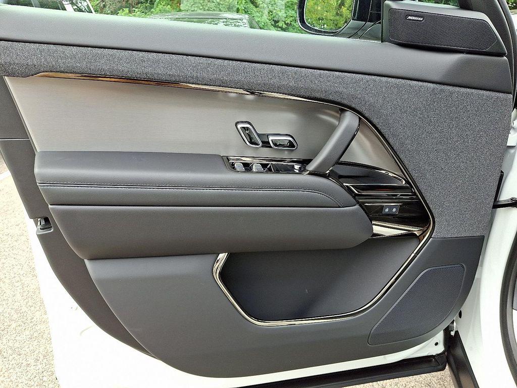 new 2025 Land Rover Range Rover Sport car, priced at $89,770
