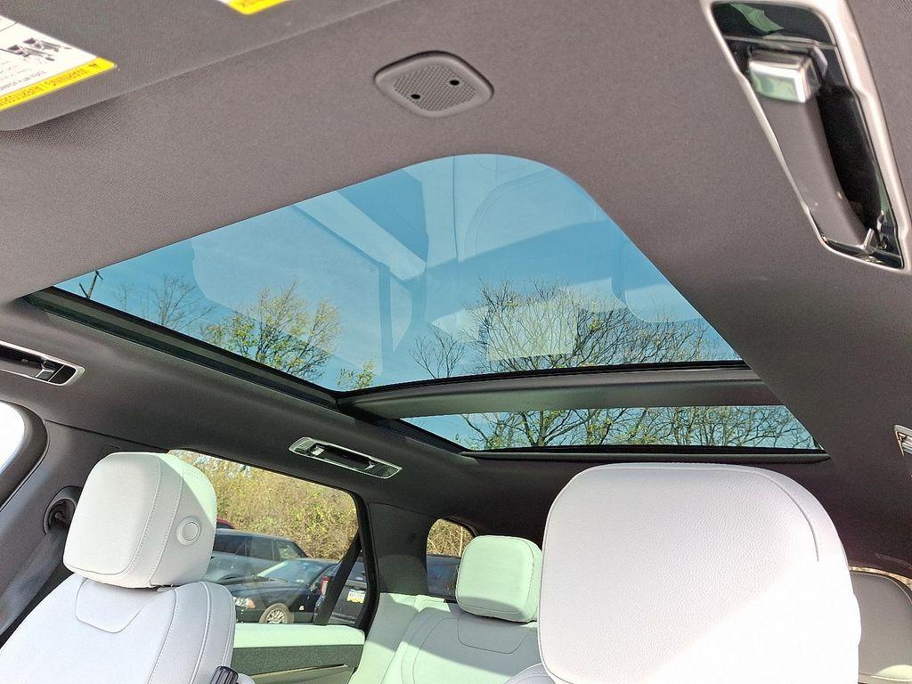 used 2025 Land Rover Range Rover Sport car, priced at $76,990