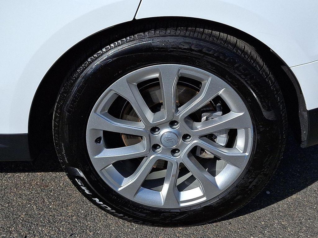 used 2025 Land Rover Range Rover Sport car, priced at $76,990