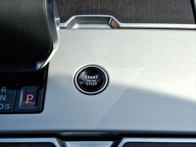 new 2025 Land Rover Range Rover car, priced at $133,610