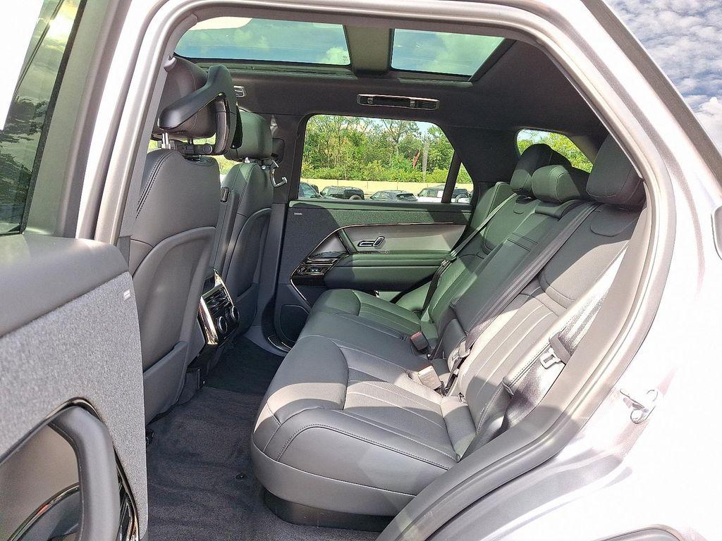 new 2025 Land Rover Range Rover Sport car, priced at $104,600