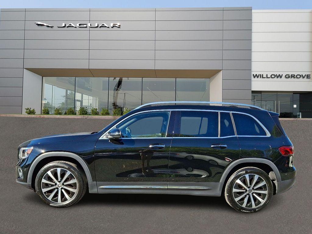 used 2022 Mercedes-Benz GLB 250 car, priced at $29,990