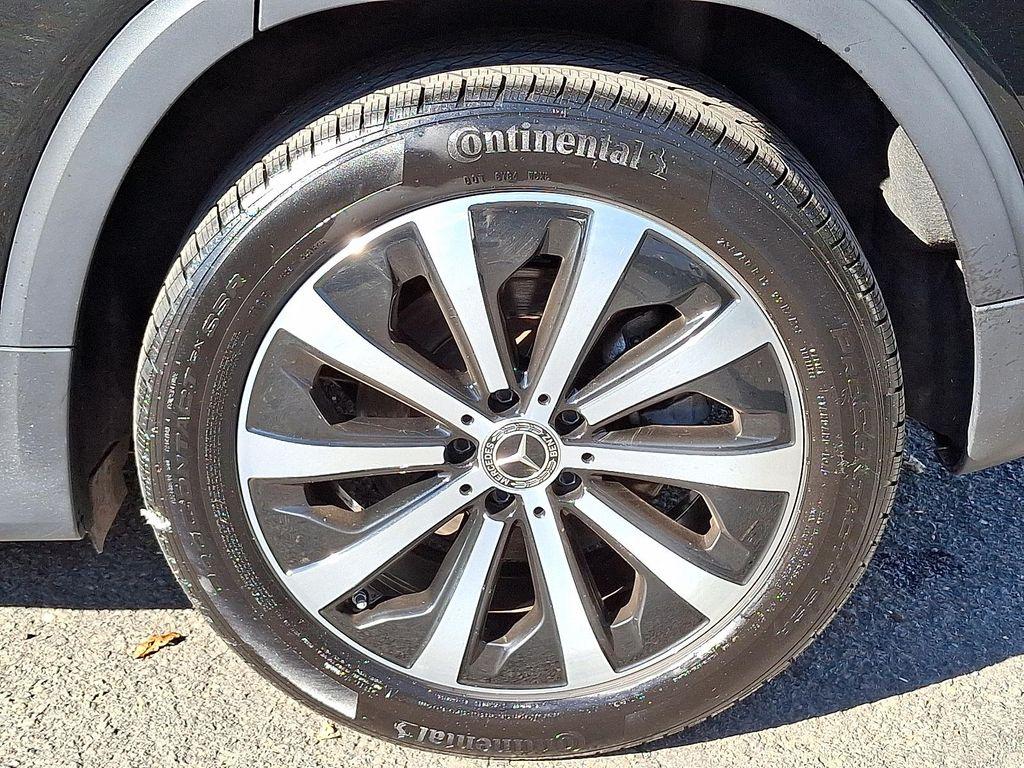 used 2022 Mercedes-Benz GLB 250 car, priced at $29,990
